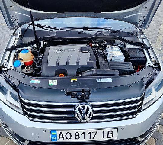 Серый Фольксваген Пассат, объемом двигателя 2 л и пробегом 213 тыс. км за 9699 $, фото 4 на Automoto.ua