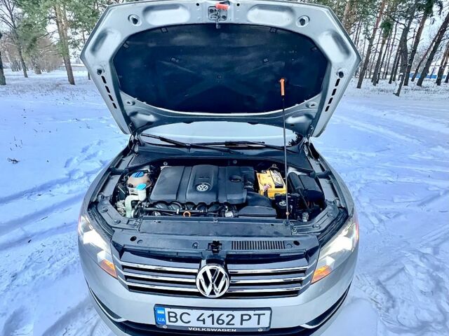 Серый Фольксваген Пассат, объемом двигателя 2.5 л и пробегом 156 тыс. км за 10400 $, фото 6 на Automoto.ua