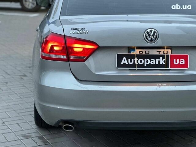 Серый Фольксваген Пассат, объемом двигателя 2.5 л и пробегом 156 тыс. км за 10990 $, фото 8 на Automoto.ua