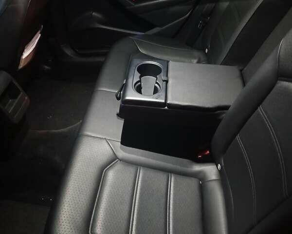 Сірий Фольксваген Пассат, об'ємом двигуна 2.48 л та пробігом 260 тис. км за 8999 $, фото 6 на Automoto.ua