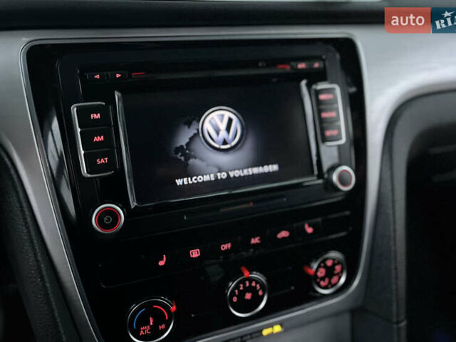 Сірий Фольксваген Пассат, об'ємом двигуна 2.5 л та пробігом 290 тис. км за 8999 $, фото 15 на Automoto.ua