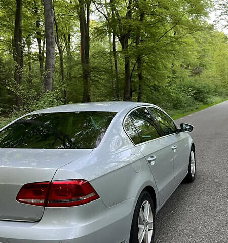 Серый Фольксваген Пассат, объемом двигателя 1.39 л и пробегом 280 тыс. км за 10000 $, фото 7 на Automoto.ua