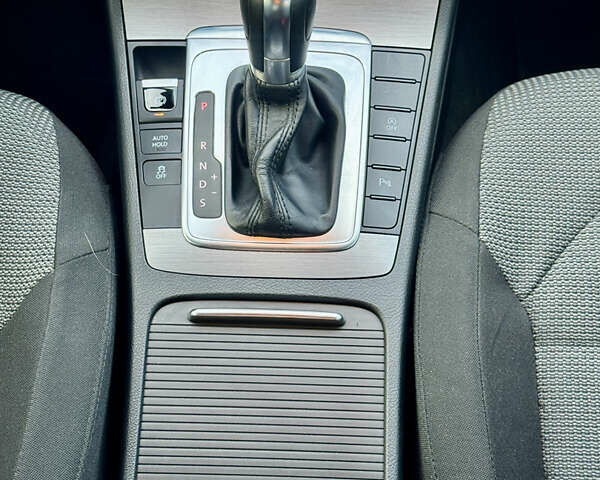 Сірий Фольксваген Пассат, об'ємом двигуна 1.97 л та пробігом 220 тис. км за 11499 $, фото 72 на Automoto.ua