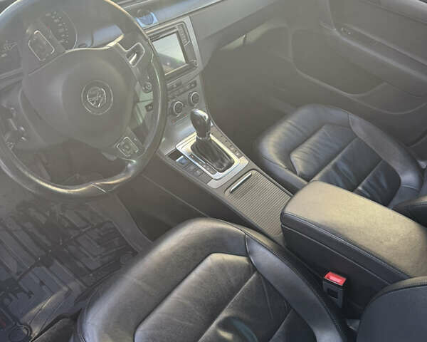 Серый Фольксваген Пассат, объемом двигателя 1.8 л и пробегом 98 тыс. км за 10800 $, фото 26 на Automoto.ua