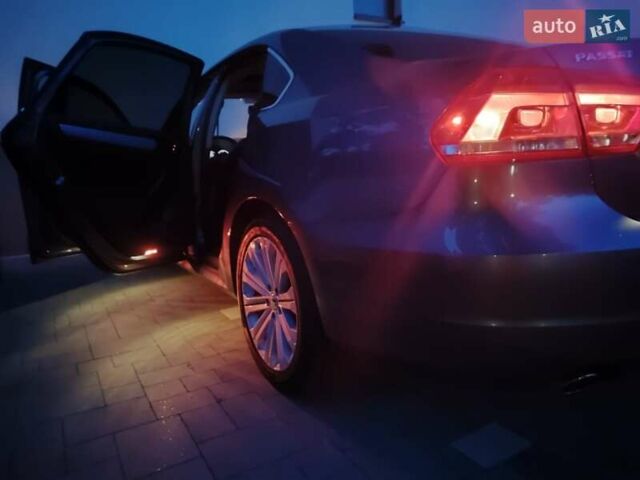 Серый Фольксваген Пассат, объемом двигателя 2.48 л и пробегом 171 тыс. км за 11950 $, фото 20 на Automoto.ua