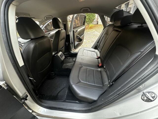 Фольксваген Пассат 2012 у Києві на Automoto.ua Сірий Фольксваген Пассат, об'ємом двигуна 2.5 л та пробігом 199 тис. км за 8299 $, фото 12 на Automoto.ua