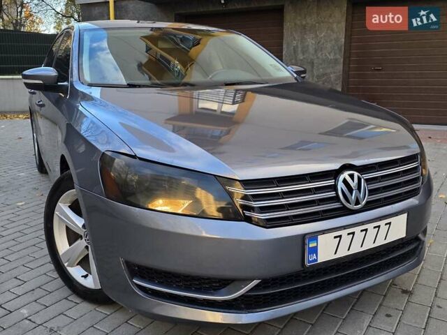 Серый Фольксваген Пассат, объемом двигателя 2.5 л и пробегом 241 тыс. км за 7450 $, фото 15 на Automoto.ua
