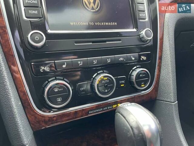 Сірий Фольксваген Пассат, об'ємом двигуна 2 л та пробігом 163 тис. км за 13500 $, фото 9 на Automoto.ua
