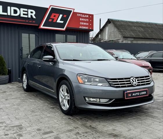 Серый Фольксваген Пассат, объемом двигателя 2 л и пробегом 230 тыс. км за 11900 $, фото 1 на Automoto.ua