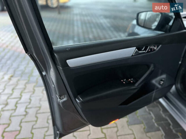 Сірий Фольксваген Пассат, об'ємом двигуна 2.5 л та пробігом 290 тис. км за 8999 $, фото 23 на Automoto.ua