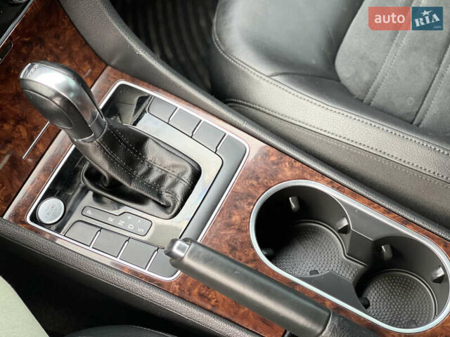 Фольксваген Пассат 2012 в Нововолынск на Automoto.ua Серый Фольксваген Пассат, объемом двигателя 1.97 л и пробегом 197 тыс. км за 12800 $, фото 37 на Automoto.ua