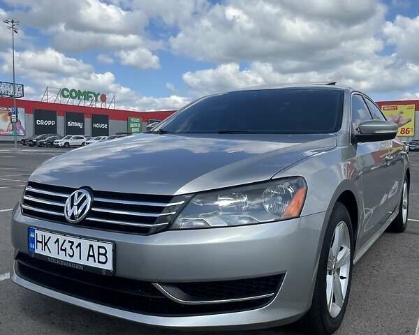 Серый Фольксваген Пассат, объемом двигателя 2.5 л и пробегом 186 тыс. км за 11200 $, фото 13 на Automoto.ua