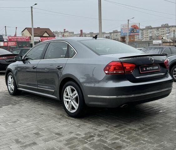 Серый Фольксваген Пассат, объемом двигателя 2 л и пробегом 230 тыс. км за 11900 $, фото 3 на Automoto.ua