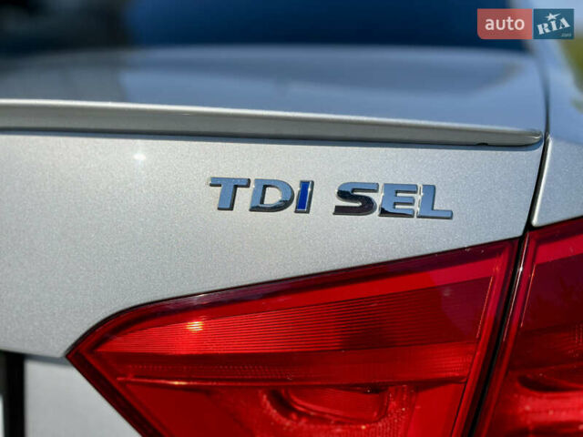 Серый Фольксваген Пассат, объемом двигателя 1.97 л и пробегом 153 тыс. км за 12000 $, фото 15 на Automoto.ua