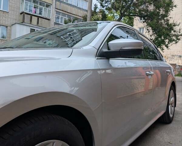 Серый Фольксваген Пассат, объемом двигателя 2.5 л и пробегом 238 тыс. км за 9800 $, фото 3 на Automoto.ua