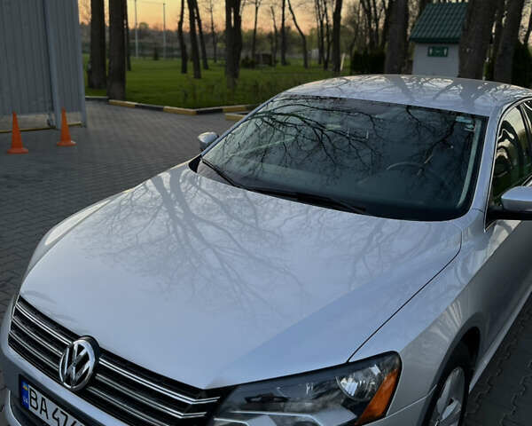 Серый Фольксваген Пассат, объемом двигателя 2.48 л и пробегом 240 тыс. км за 10999 $, фото 12 на Automoto.ua