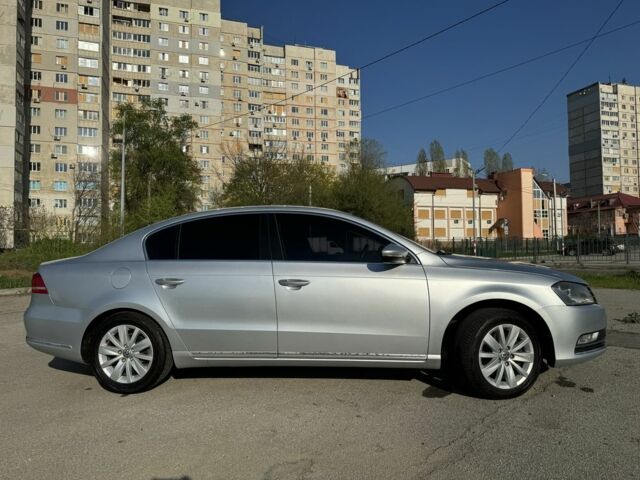 Серый Фольксваген Пассат, объемом двигателя 1.8 л и пробегом 134 тыс. км за 10500 $, фото 3 на Automoto.ua