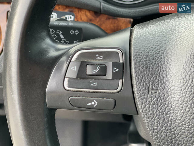 Фольксваген Пассат 2012 в Нововолынск на Automoto.ua Серый Фольксваген Пассат, объемом двигателя 1.97 л и пробегом 197 тыс. км за 12800 $, фото 39 на Automoto.ua