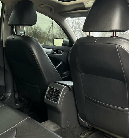 Серый Фольксваген Пассат, объемом двигателя 2.5 л и пробегом 271 тыс. км за 9500 $, фото 20 на Automoto.ua