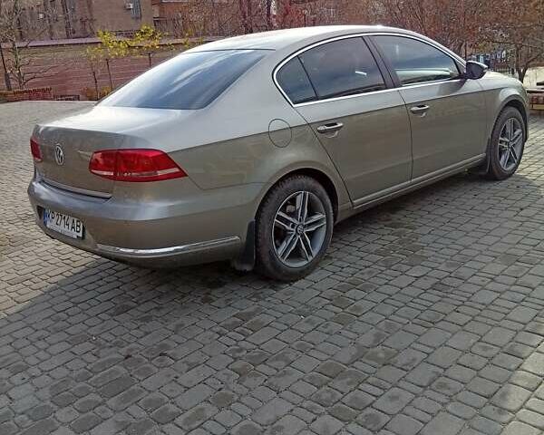 Серый Фольксваген Пассат, объемом двигателя 1.8 л и пробегом 164 тыс. км за 9500 $, фото 5 на Automoto.ua