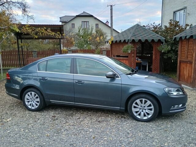 Фольксваген Пассат 2012 в Самборе на Automoto.ua Серый Фольксваген Пассат, объемом двигателя 1.6 л и пробегом 275 тыс. км за 9500 $, фото 2 на Automoto.ua