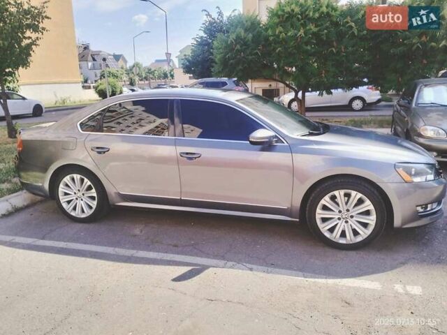 Сірий Фольксваген Пассат, об'ємом двигуна 2.5 л та пробігом 202 тис. км за 11999 $, фото 20 на Automoto.ua