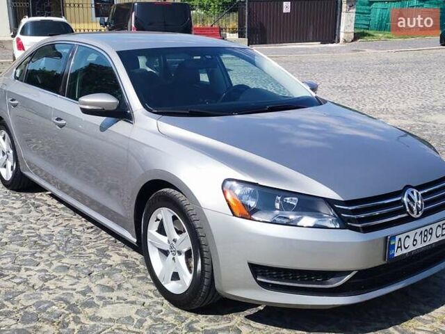 Серый Фольксваген Пассат, объемом двигателя 2.5 л и пробегом 251 тыс. км за 10999 $, фото 4 на Automoto.ua