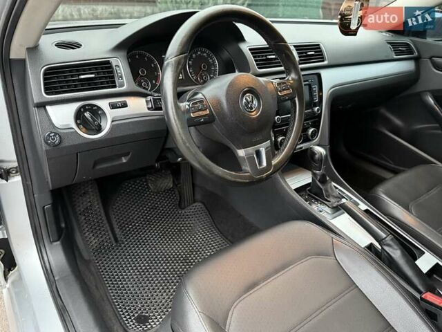 Серый Фольксваген Пассат, объемом двигателя 2.48 л и пробегом 185 тыс. км за 9800 $, фото 36 на Automoto.ua