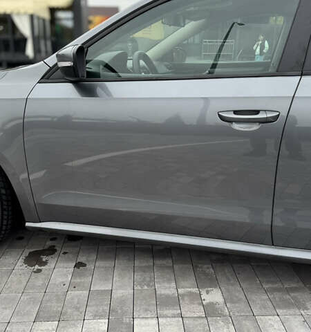 Серый Фольксваген Пассат, объемом двигателя 2.5 л и пробегом 290 тыс. км за 8900 $, фото 14 на Automoto.ua