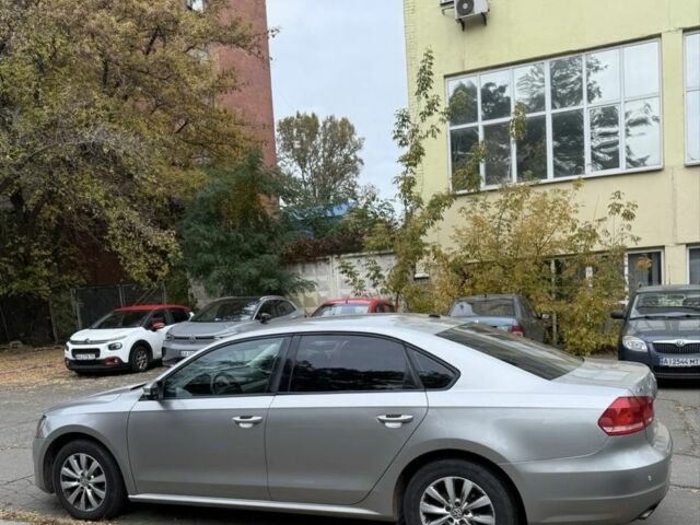 Серый Фольксваген Пассат, объемом двигателя 2.5 л и пробегом 218 тыс. км за 8250 $, фото 6 на Automoto.ua