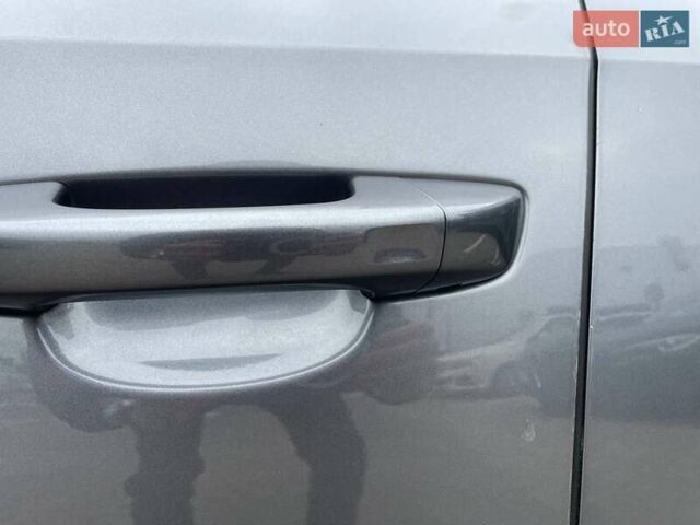 Сірий Фольксваген Пассат, об'ємом двигуна 2 л та пробігом 163 тис. км за 13500 $, фото 2 на Automoto.ua