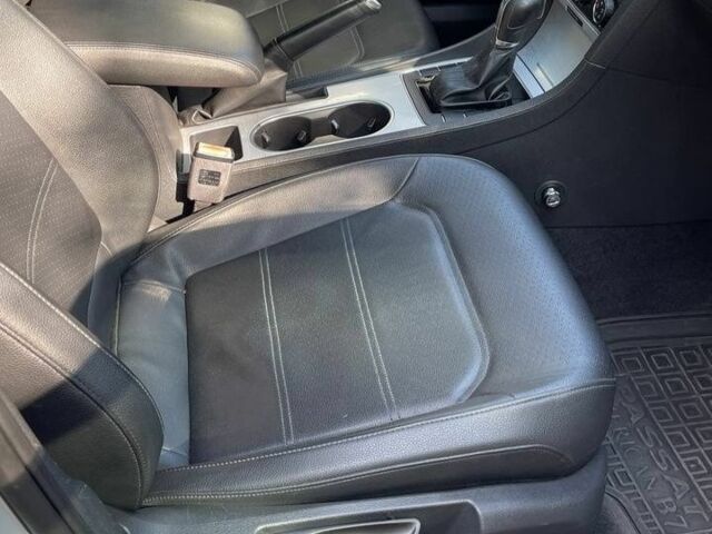 Сірий Фольксваген Пассат, об'ємом двигуна 2.5 л та пробігом 232 тис. км за 11000 $, фото 5 на Automoto.ua