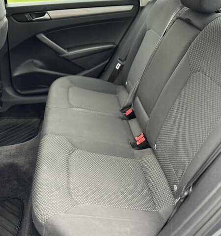 Серый Фольксваген Пассат, объемом двигателя 2.5 л и пробегом 290 тыс. км за 8900 $, фото 20 на Automoto.ua