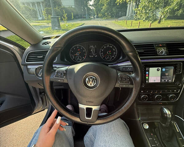 Сірий Фольксваген Пассат, об'ємом двигуна 2.5 л та пробігом 269 тис. км за 10500 $, фото 16 на Automoto.ua