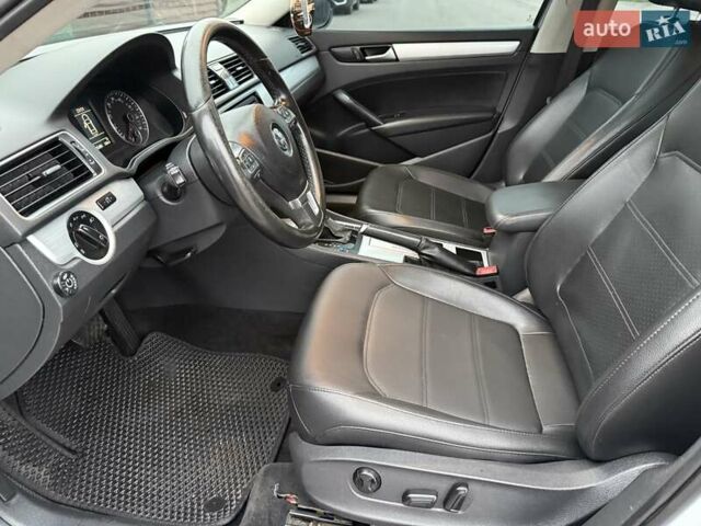 Серый Фольксваген Пассат, объемом двигателя 2.48 л и пробегом 185 тыс. км за 9800 $, фото 31 на Automoto.ua