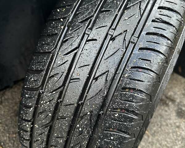 Фольксваген Пассат 2012 у Києві на Automoto.ua Сірий Фольксваген Пассат, об'ємом двигуна 2.5 л та пробігом 205 тис. км за 8299 $, фото 36 на Automoto.ua