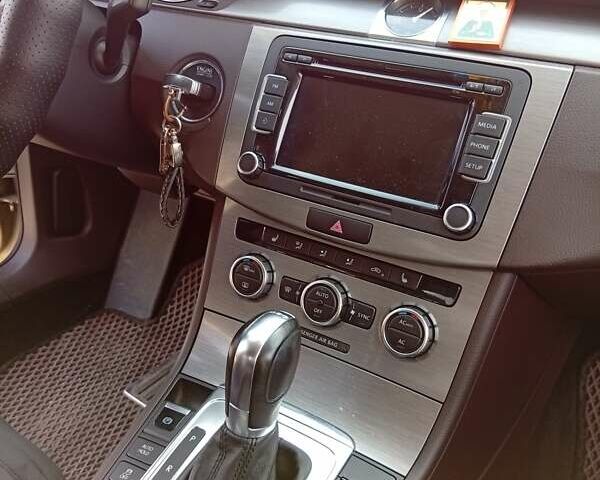 Серый Фольксваген Пассат, объемом двигателя 1.8 л и пробегом 164 тыс. км за 9500 $, фото 15 на Automoto.ua