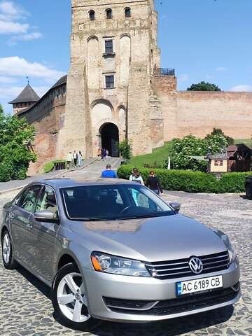 Серый Фольксваген Пассат, объемом двигателя 2.5 л и пробегом 251 тыс. км за 10999 $, фото 3 на Automoto.ua