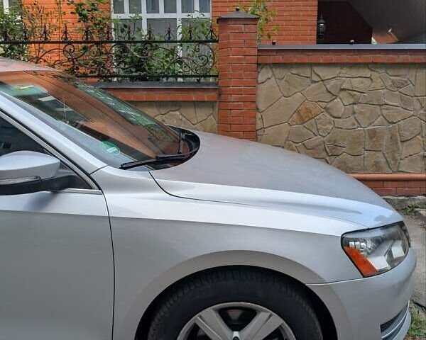 Серый Фольксваген Пассат, объемом двигателя 2.5 л и пробегом 238 тыс. км за 9800 $, фото 11 на Automoto.ua