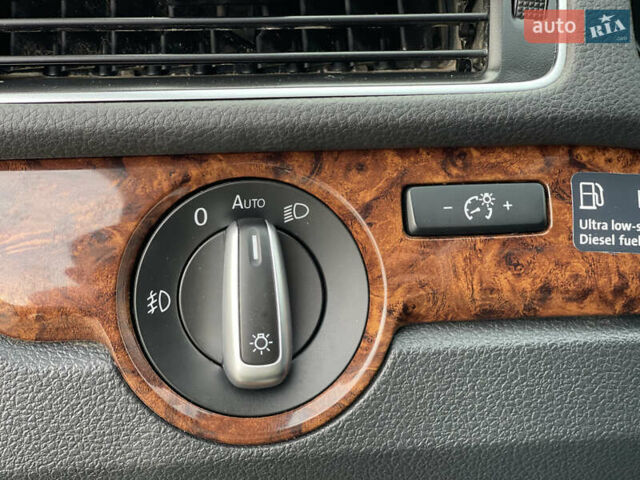 Фольксваген Пассат 2012 в Нововолынск на Automoto.ua Серый Фольксваген Пассат, объемом двигателя 1.97 л и пробегом 197 тыс. км за 12800 $, фото 28 на Automoto.ua