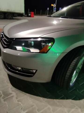 Сірий Фольксваген Пассат, об'ємом двигуна 2.48 л та пробігом 1 тис. км за 10500 $, фото 2 на Automoto.ua