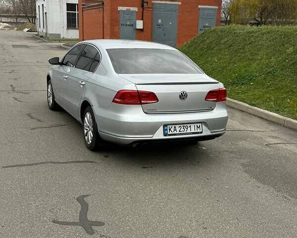 Серый Фольксваген Пассат, объемом двигателя 1.8 л и пробегом 192 тыс. км за 7999 $, фото 11 на Automoto.ua