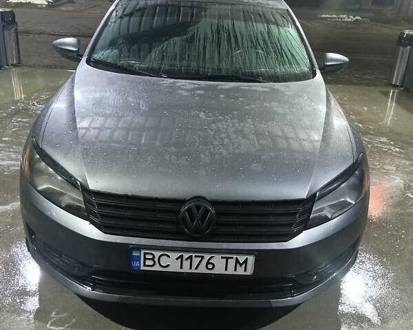 Сірий Фольксваген Пассат, об'ємом двигуна 2.48 л та пробігом 260 тис. км за 8999 $, фото 15 на Automoto.ua