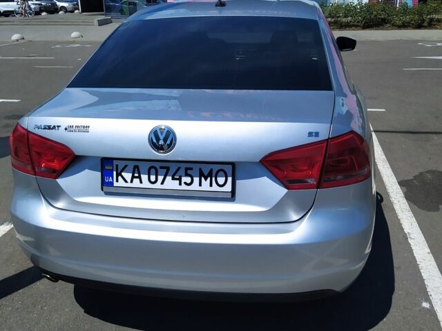 Сірий Фольксваген Пассат, об'ємом двигуна 2.5 л та пробігом 232 тис. км за 11000 $, фото 3 на Automoto.ua