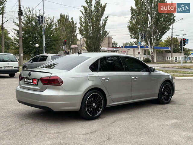 Сірий Фольксваген Пассат, об'ємом двигуна 2.5 л та пробігом 253 тис. км за 10490 $, фото 4 на Automoto.ua