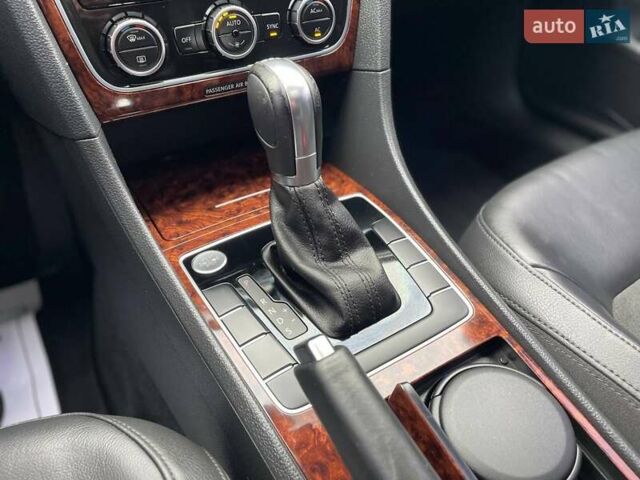 Сірий Фольксваген Пассат, об'ємом двигуна 2 л та пробігом 163 тис. км за 13500 $, фото 10 на Automoto.ua