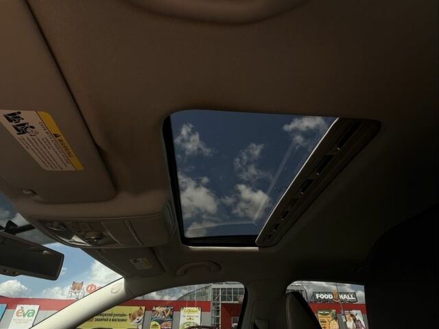 Серый Фольксваген Пассат, объемом двигателя 2.5 л и пробегом 193 тыс. км за 9400 $, фото 16 на Automoto.ua