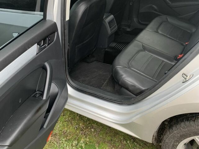 Сірий Фольксваген Пассат, об'ємом двигуна 2.5 л та пробігом 390 тис. км за 8300 $, фото 6 на Automoto.ua