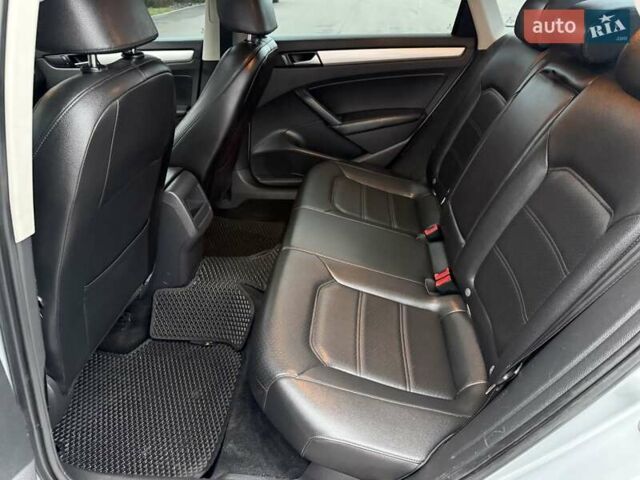 Серый Фольксваген Пассат, объемом двигателя 2.48 л и пробегом 185 тыс. км за 9800 $, фото 41 на Automoto.ua