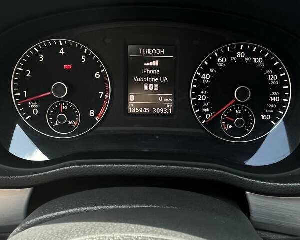 Серый Фольксваген Пассат, объемом двигателя 2.5 л и пробегом 186 тыс. км за 11200 $, фото 27 на Automoto.ua